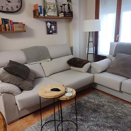 La Casa Del Gatico Apartment Lumbier Luaran gambar