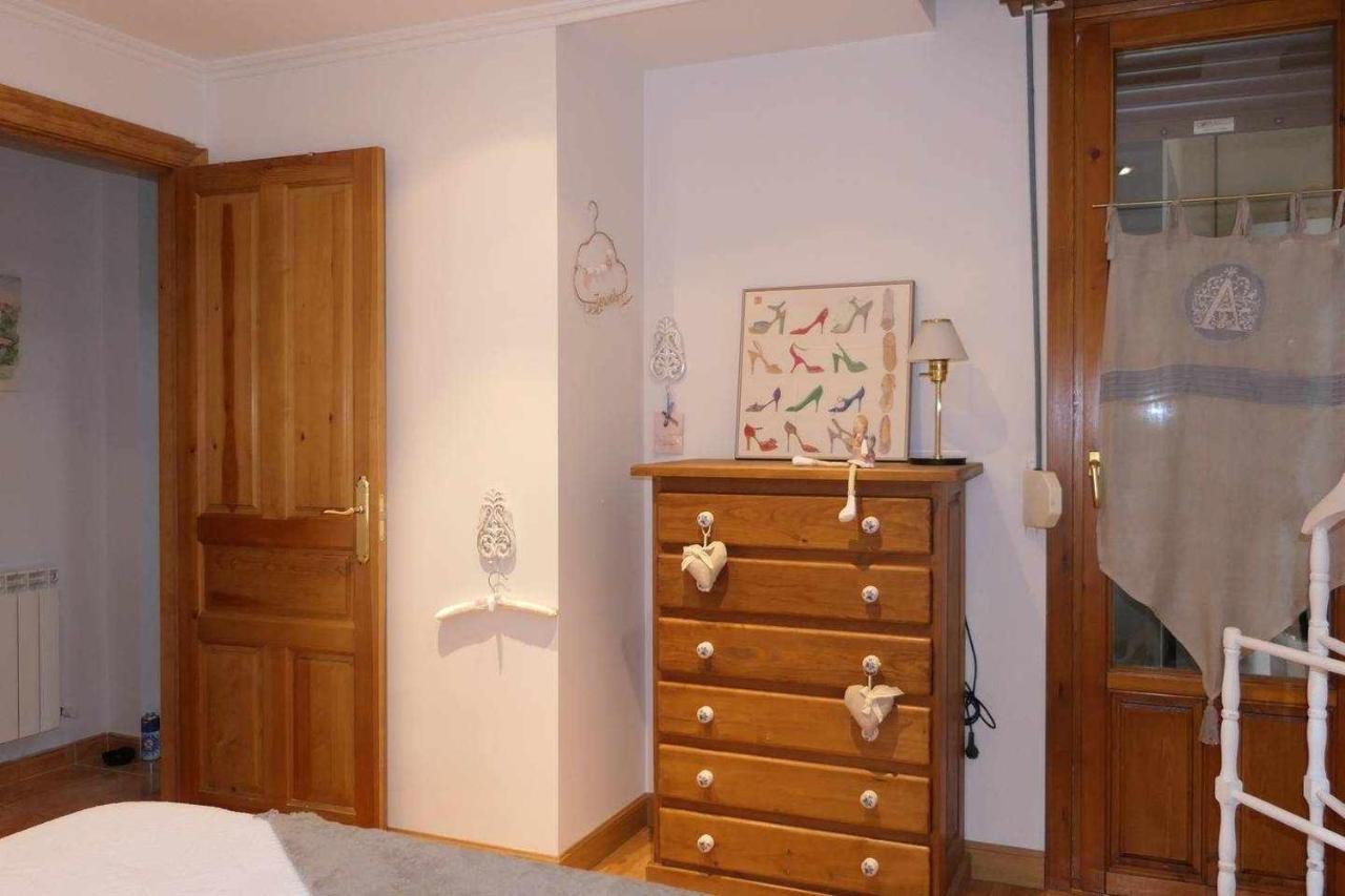 La Casa Del Gatico Apartment Lumbier Luaran gambar